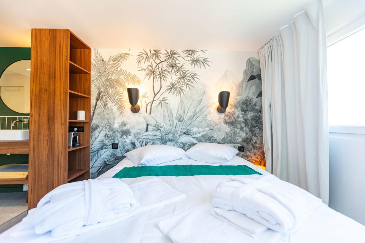 Love Room Du Mont D'Or - Baignoire Spa - Minibar Offert Marsiglia Esterno foto